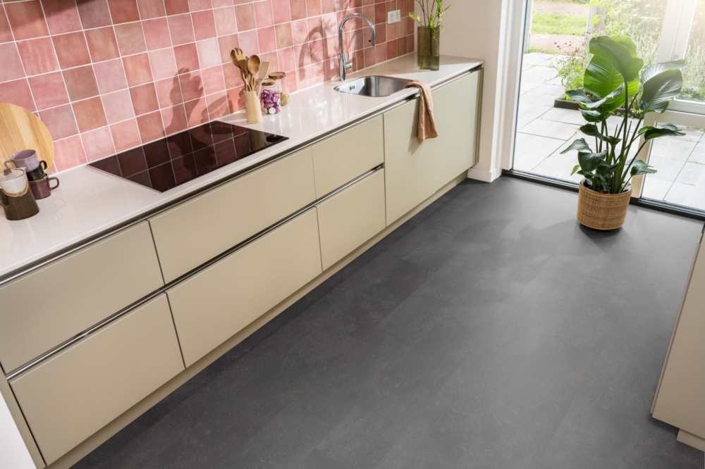 Donker grijze pvc vloer